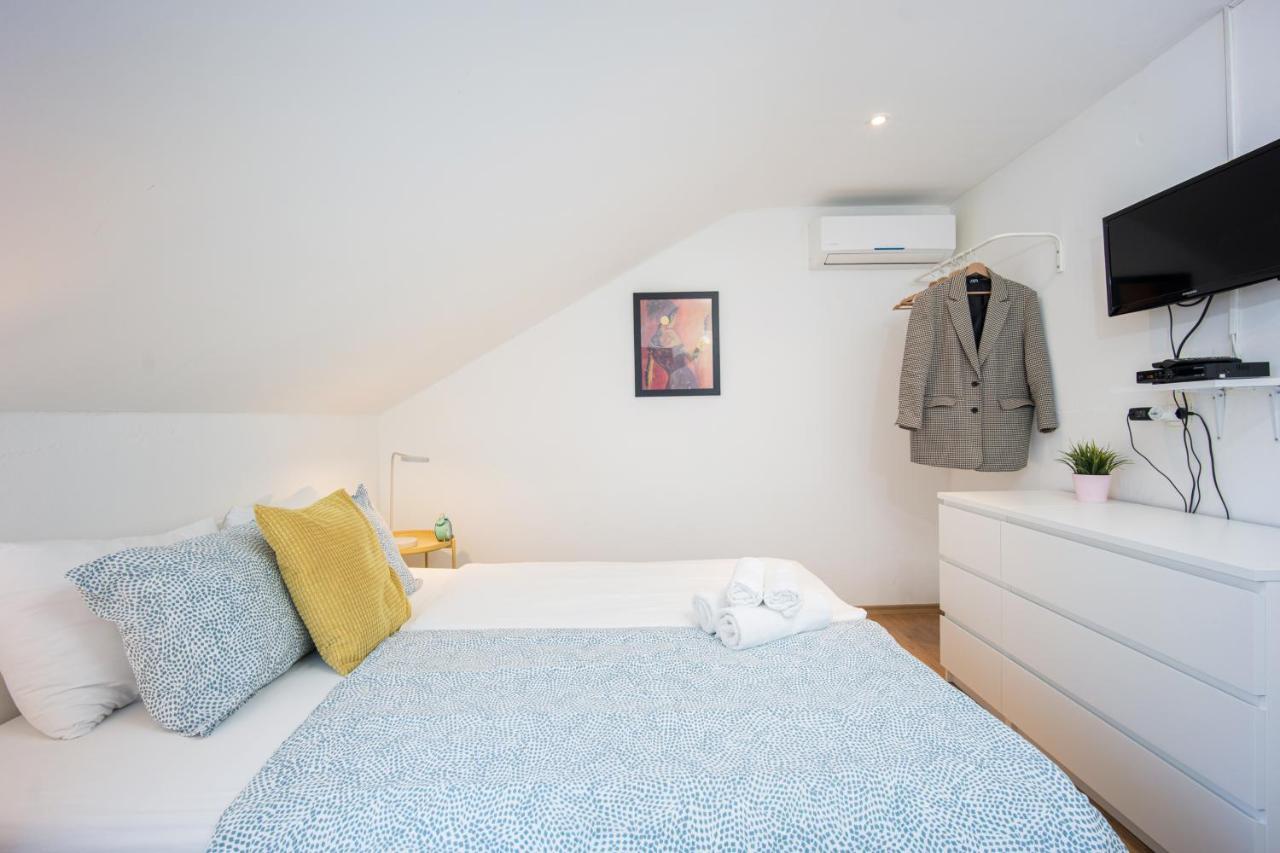 Top-Floor Apartment In Trogir Center Extérieur photo