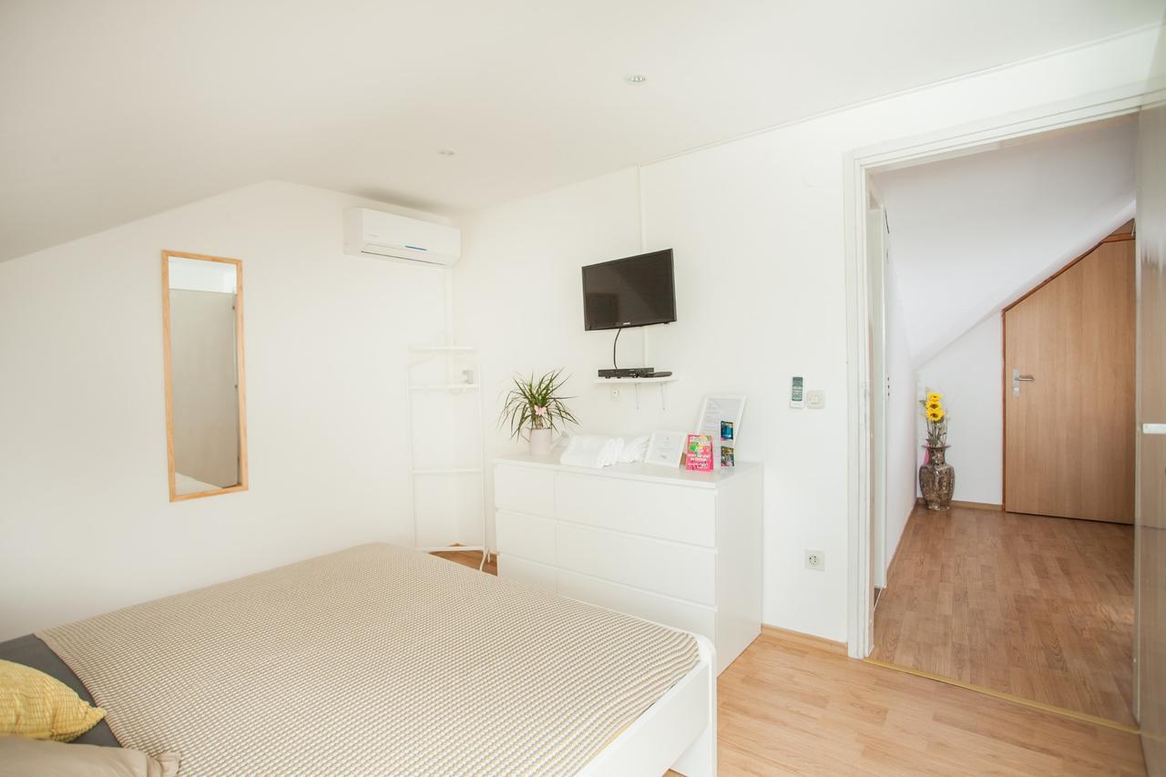 Top-Floor Apartment In Trogir Center Extérieur photo